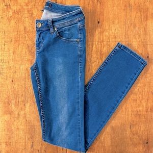Tommy Bahama Haddon Low Rise Skinny Denim